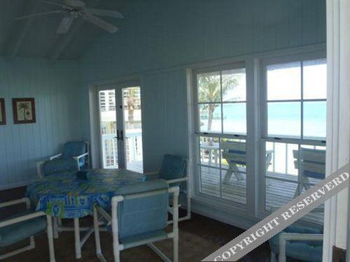 Wheel House Downstairs By Living Easy Abaco Hotel Marsh Harbour Exterior foto