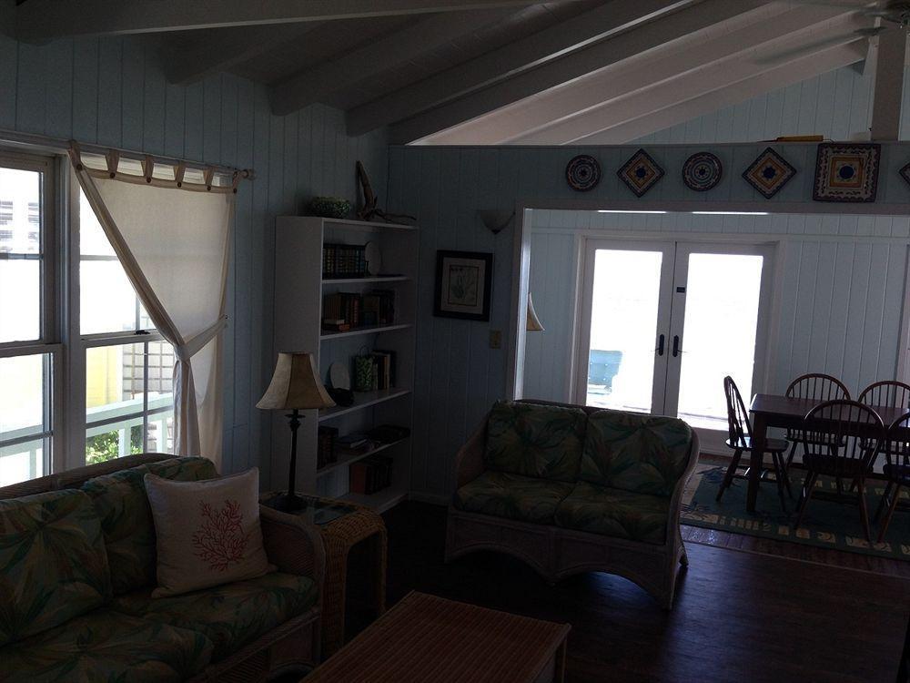 Wheel House Downstairs By Living Easy Abaco Hotel Marsh Harbour Exterior foto